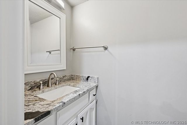 5519 S Atlanta Avenue 24, Tulsa, OK 74105