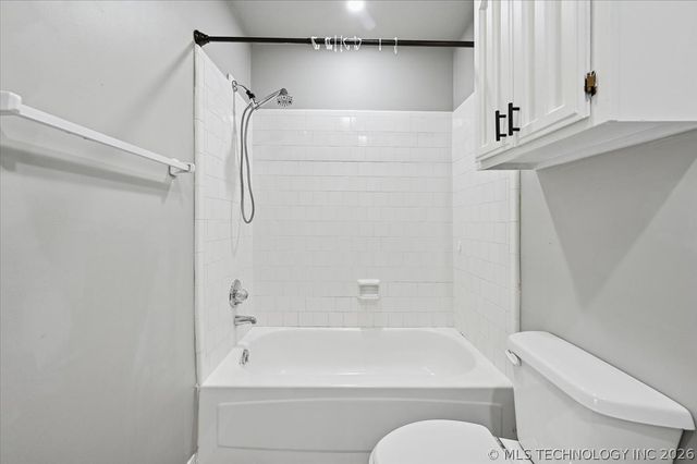 5519 S Atlanta Avenue 24, Tulsa, OK 74105