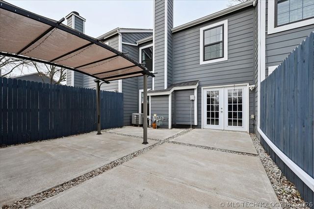 5519 S Atlanta Avenue 24, Tulsa, OK 74105