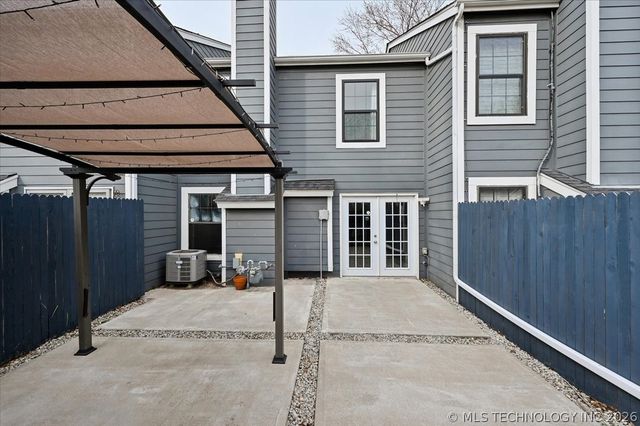 5519 S Atlanta Avenue 24, Tulsa, OK 74105