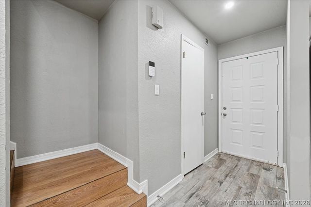 5519 S Atlanta Avenue 24, Tulsa, OK 74105