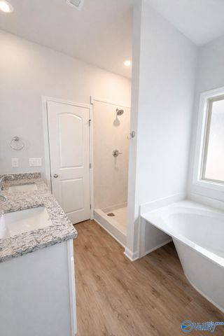 137 Hillis Lane, Hazel Green, AL 35750