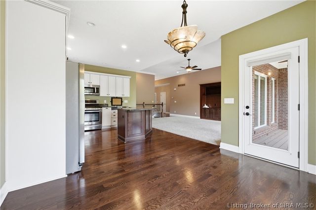3119 Arbor Ridge Lane, New Albany, IN 47150