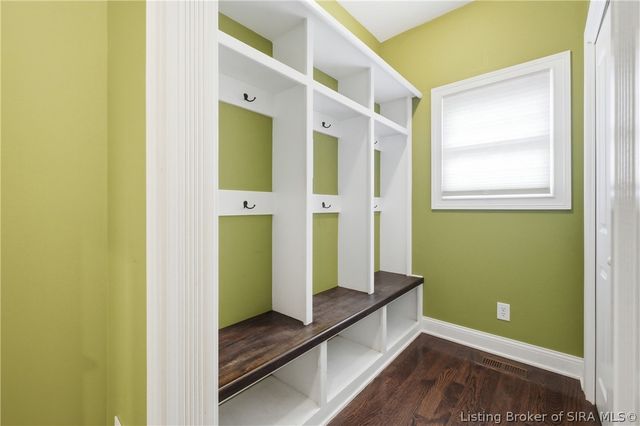 3119 Arbor Ridge Lane, New Albany, IN 47150