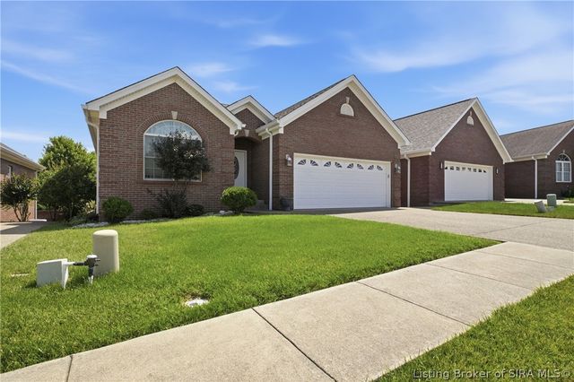 3119 Arbor Ridge Lane, New Albany, IN 47150
