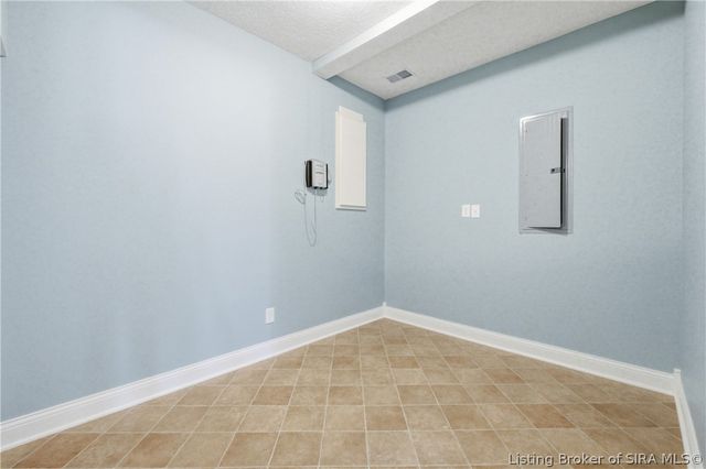 3119 Arbor Ridge Lane, New Albany, IN 47150