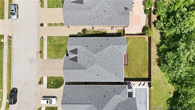 3119 Arbor Ridge Lane, New Albany, IN 47150
