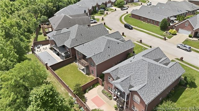 3119 Arbor Ridge Lane, New Albany, IN 47150