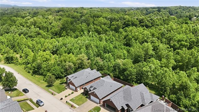 3119 Arbor Ridge Lane, New Albany, IN 47150