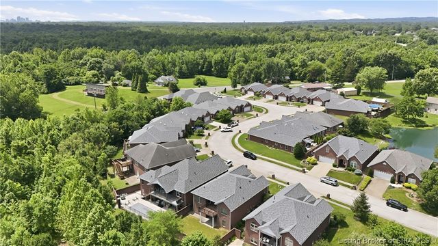 3119 Arbor Ridge Lane, New Albany, IN 47150