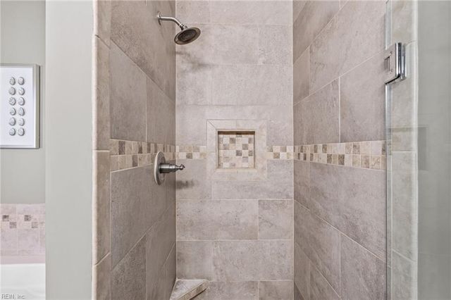 4026 River Breeze CIR, Chesapeake, VA 23321