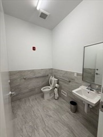 318 Somerville, Somerville, MA 02143
