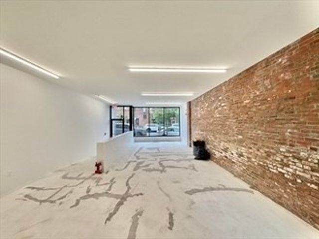 318 Somerville, Somerville, MA 02143