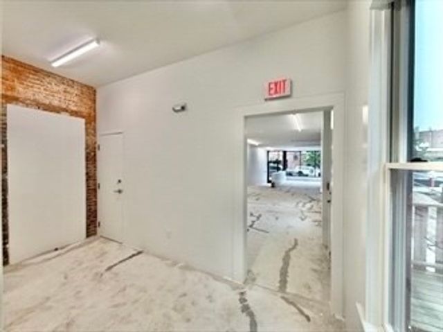 318 Somerville, Somerville, MA 02143