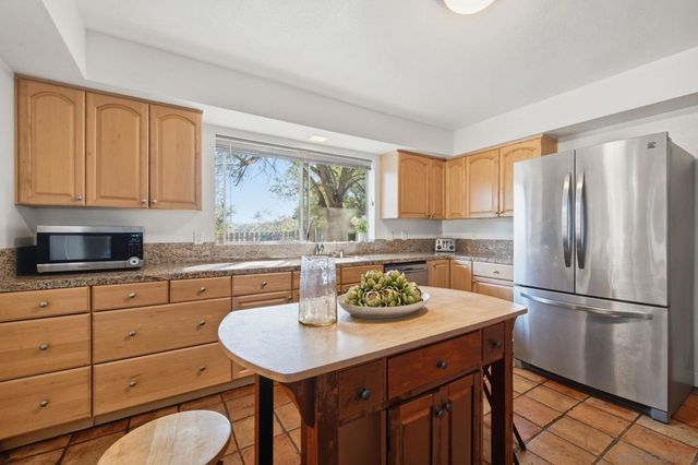 11248 Calle Oro Verde, Valley Center, CA 92082
