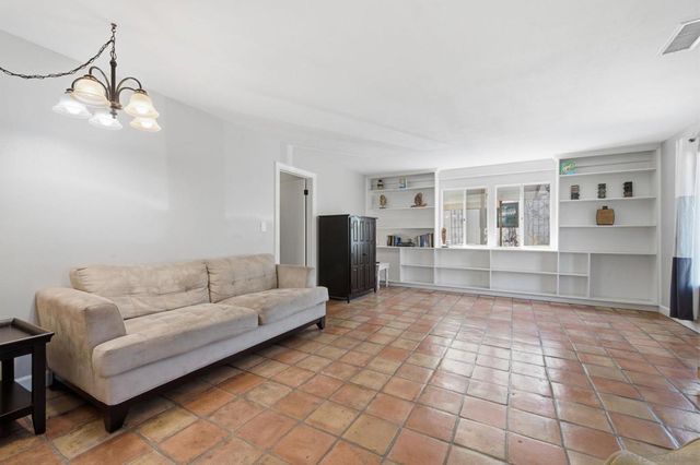 11248 Calle Oro Verde, Valley Center, CA 92082