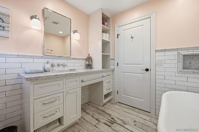11248 Calle Oro Verde, Valley Center, CA 92082