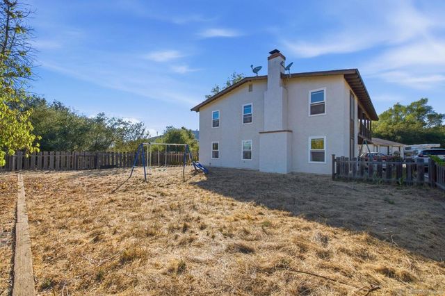 11248 Calle Oro Verde, Valley Center, CA 92082