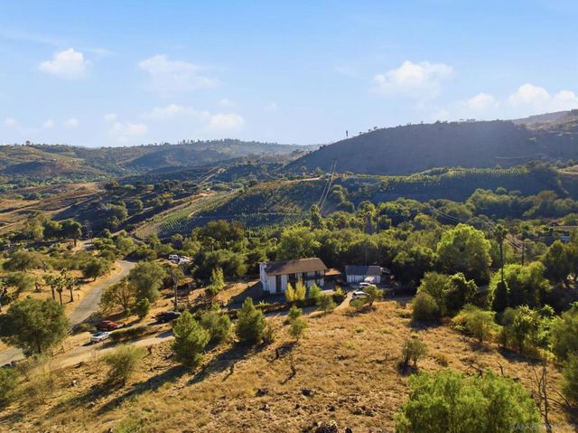 11248 Calle Oro Verde, Valley Center, CA 92082