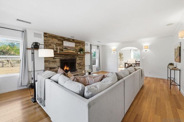 11248 Calle Oro Verde, Valley Center, CA 92082