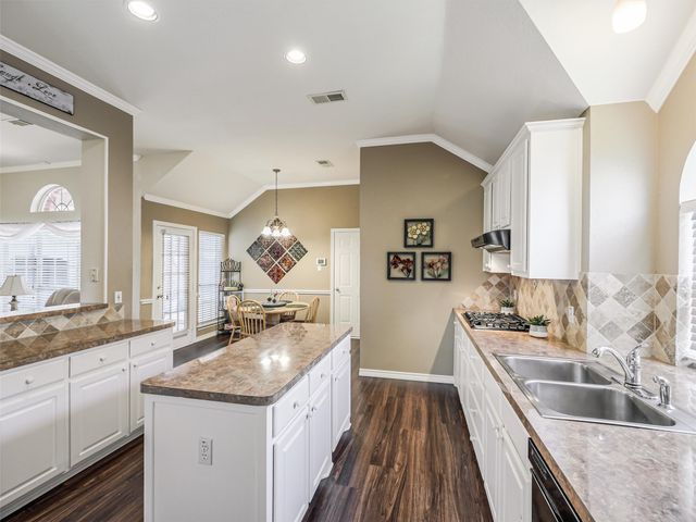 5610 Mckinley Lane, Richardson, TX 75082