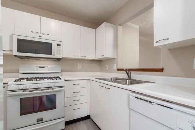 175 Macenroe Drive, 32F, Blacklick, OH 43004