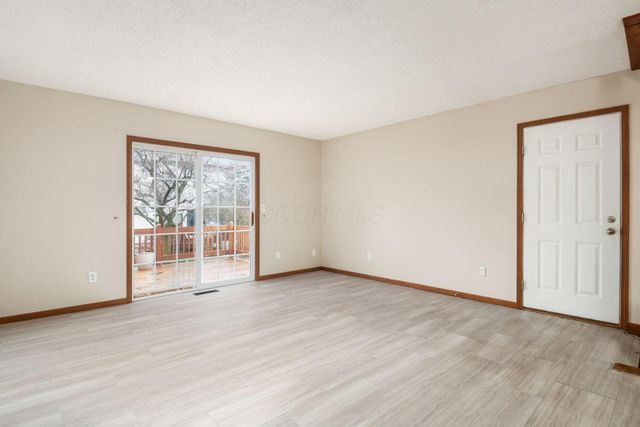 175 Macenroe Drive, 32F, Blacklick, OH 43004