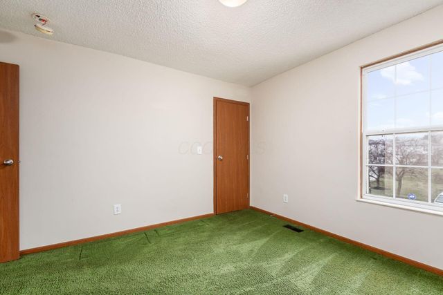 175 Macenroe Drive, 32F, Blacklick, OH 43004