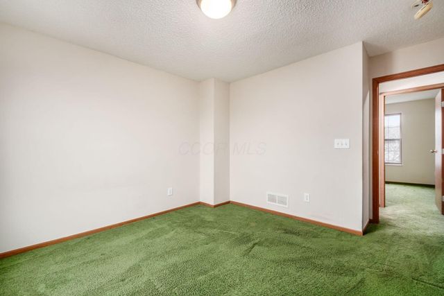 175 Macenroe Drive, 32F, Blacklick, OH 43004