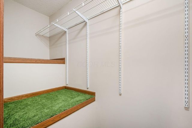 175 Macenroe Drive, 32F, Blacklick, OH 43004