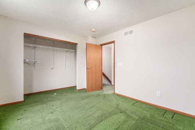 175 Macenroe Drive, 32F, Blacklick, OH 43004