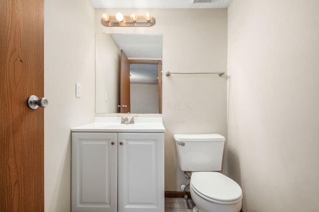 175 Macenroe Drive, 32F, Blacklick, OH 43004