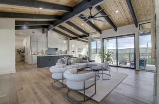 19543 Lakehurst LOOP, Spicewood, TX 78669