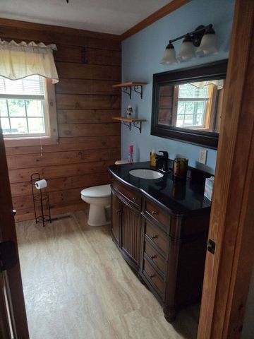 307 Chicopee St, Granby, MA 01033