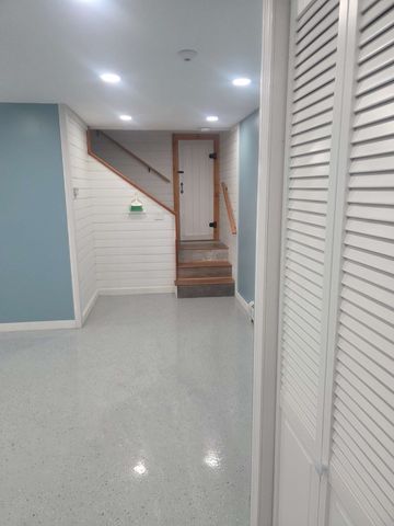 307 Chicopee St, Granby, MA 01033