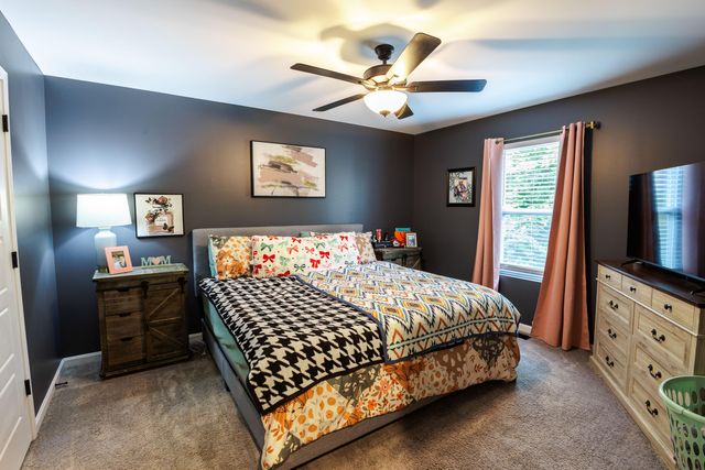 1899 Farmhouse Way, Florence, KY 41042
