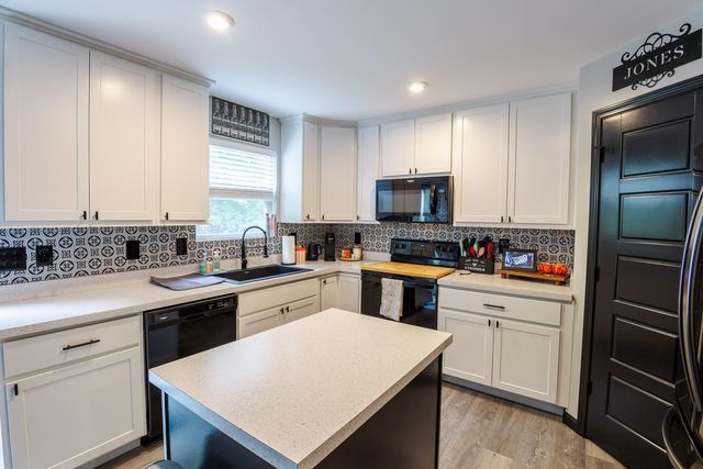 1899 Farmhouse Way, Florence, KY 41042