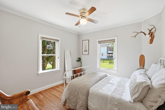 1811 EDNOR RD, Silver Spring, MD 20905