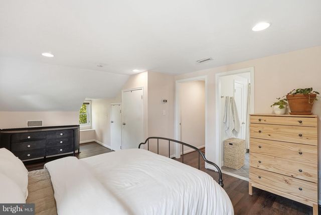 1811 EDNOR RD, Silver Spring, MD 20905