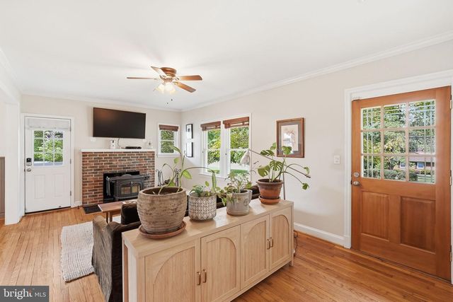 1811 EDNOR RD, Silver Spring, MD 20905