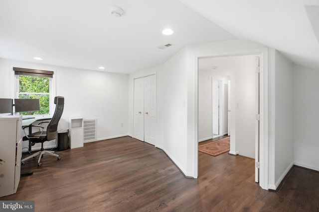 1811 EDNOR RD, Silver Spring, MD 20905