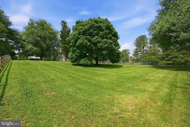 1811 EDNOR RD, Silver Spring, MD 20905