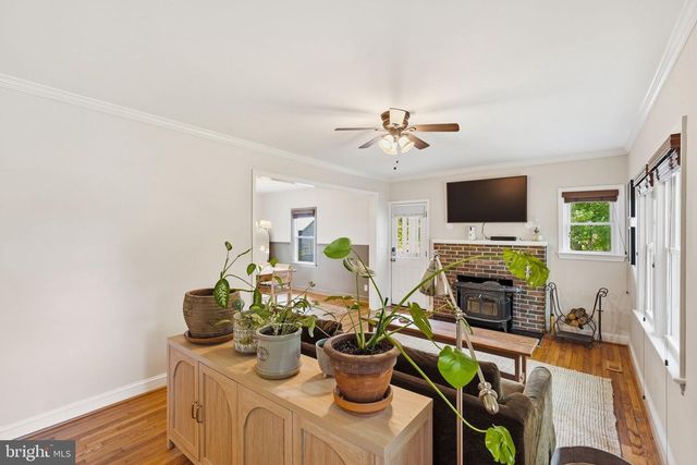 1811 EDNOR RD, Silver Spring, MD 20905