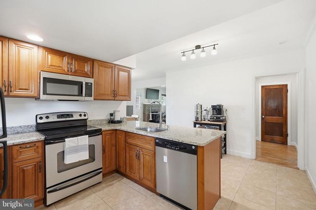 1811 EDNOR RD, Silver Spring, MD 20905
