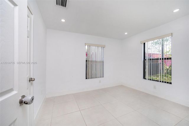 2106 Plunkett Ct, Hollywood, FL 33020