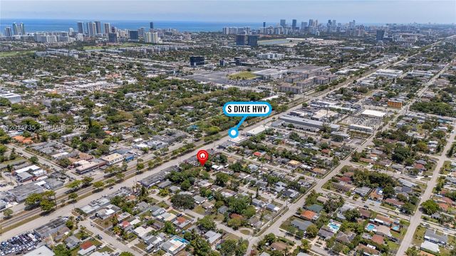 2106 Plunkett Ct, Hollywood, FL 33020