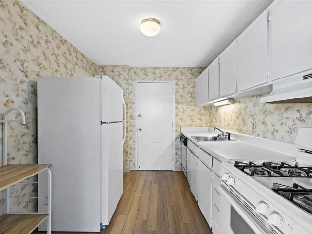 215 Piedmont Avenue NE 702, Atlanta, GA 30308
