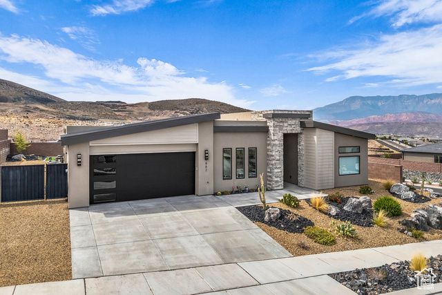 662 S 1800 W, Hurricane, UT 84737