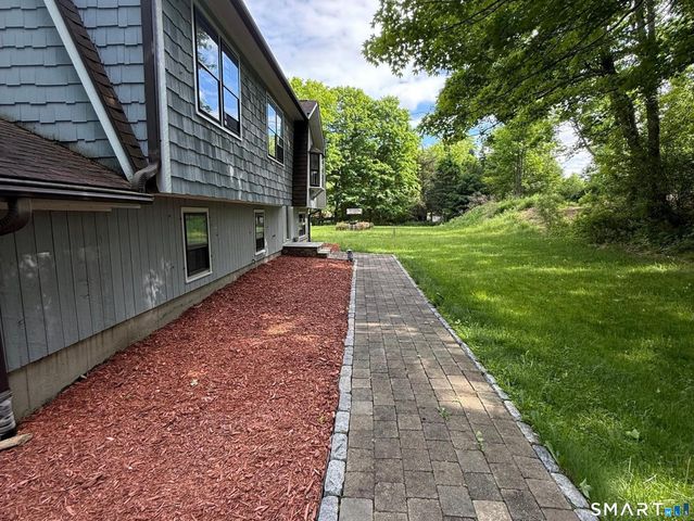 1049 Kettletown Road, Southbury, CT 06488