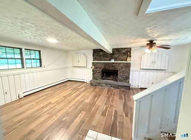 1049 Kettletown Road, Southbury, CT 06488